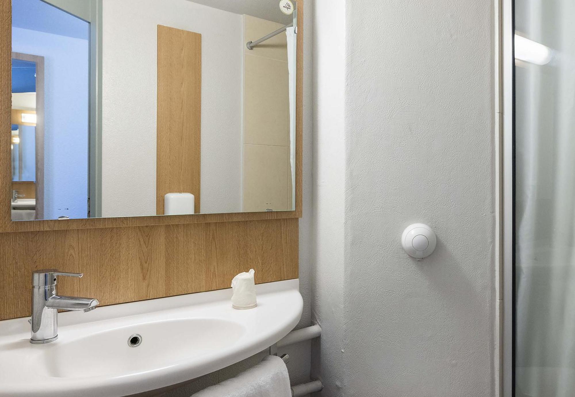 B&B Hotel Perpignan Nord Aeroport Экстерьер фото
